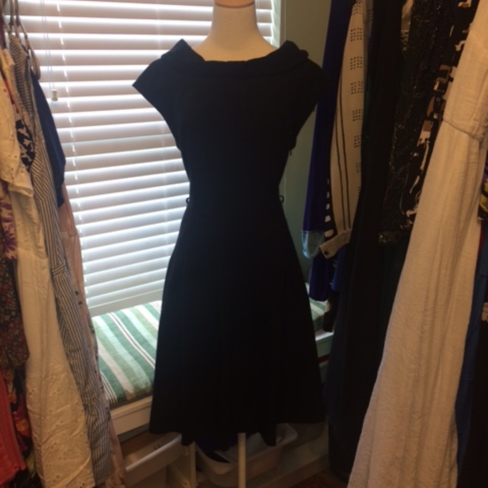 Boat Neck Anne Klein Dress